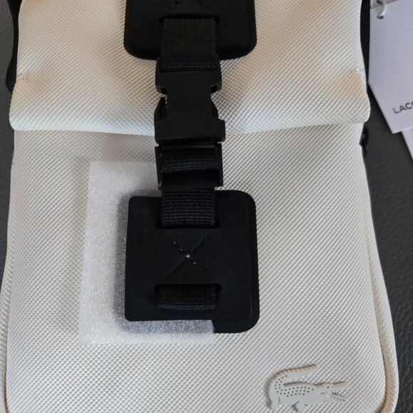 LACOSTE Vertical Crossover Bag (Unisex) - Picture 3 of 6